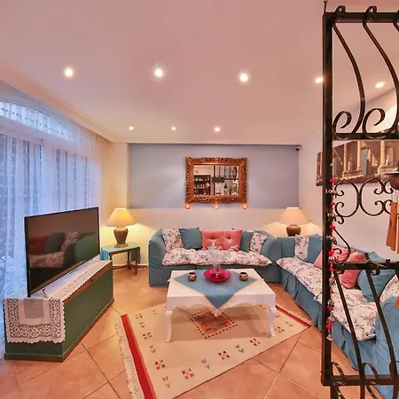 White House Гостевой дом