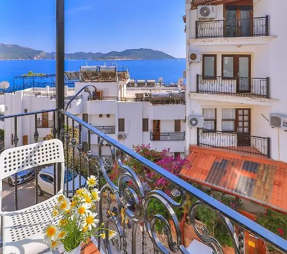 White House Vendégház Kaş