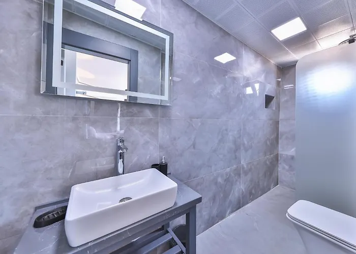 White House Vendégház 3*